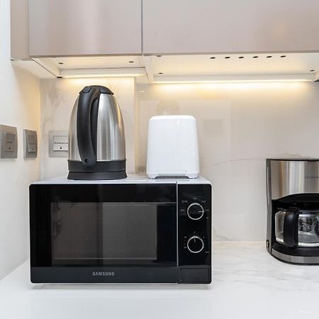 Escape24 Stylish Studio Azizi Riviera 8 Meydan One Dubaj Kültér fotó