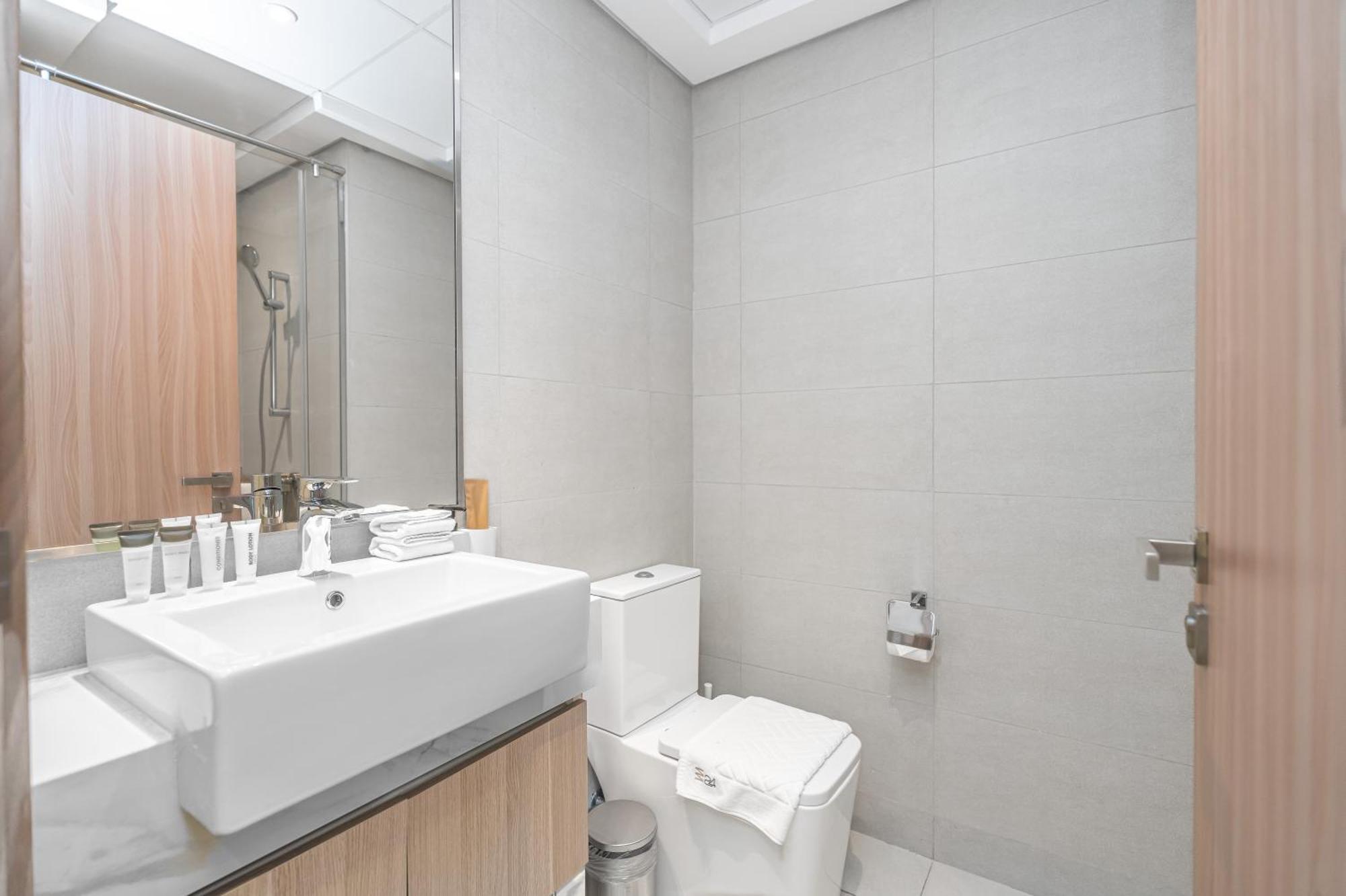 Escape24 Stylish Studio Azizi Riviera 8 Meydan One Dubaj Kültér fotó